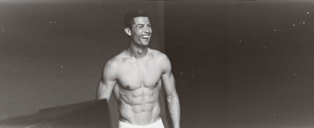 ronaldo-body-gif.gif